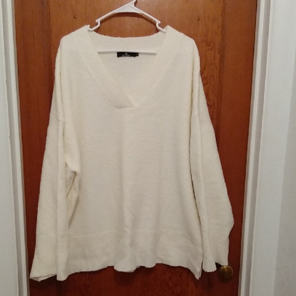 Women's Lillusory Cream Sweater XL